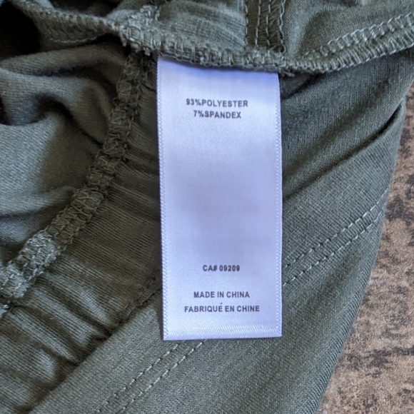 Cleo Petites cargo style drawstring t-shirt top size S Army Green. - Picture 12 of 12